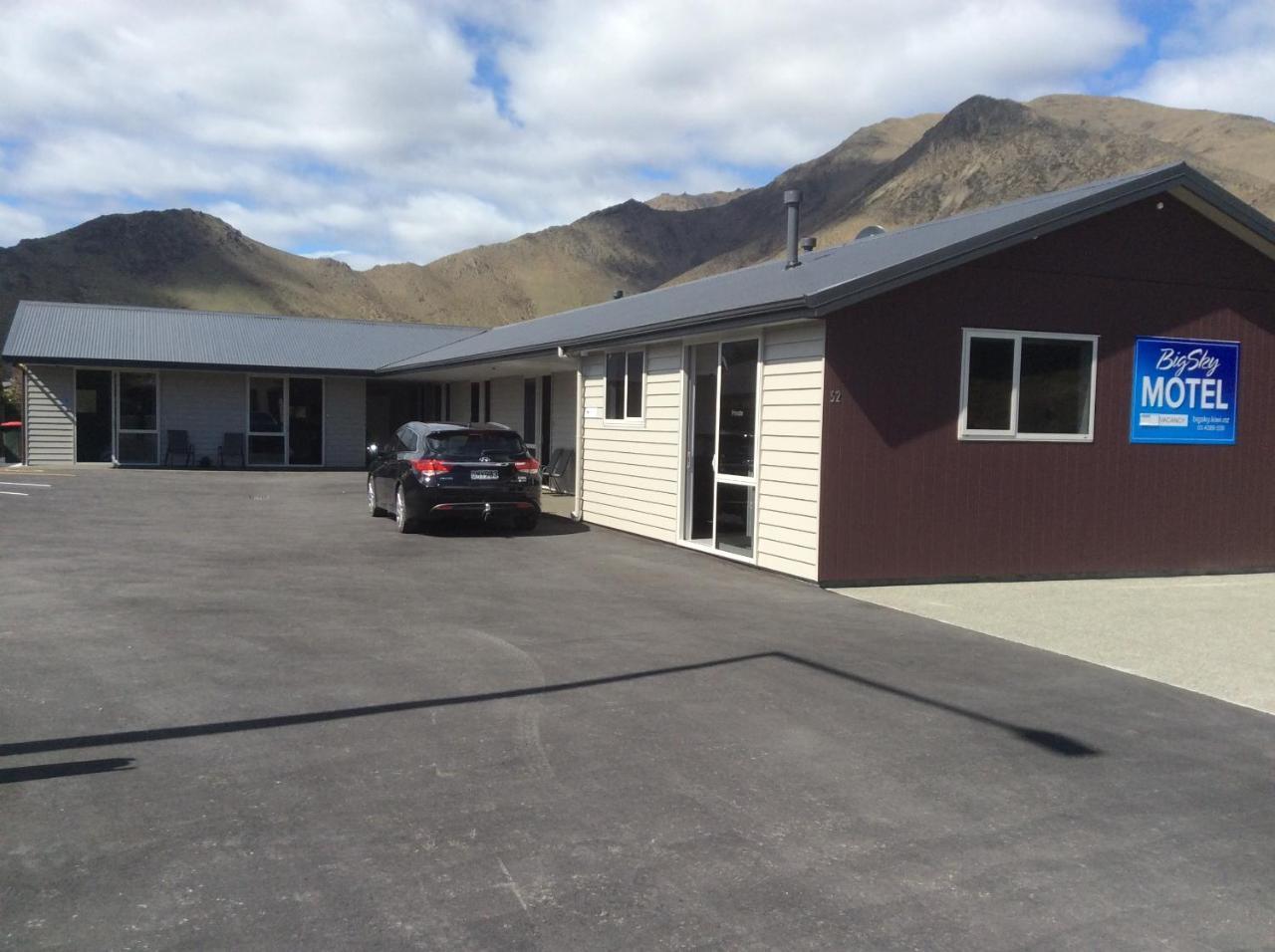 أُماراما Bigsky Motels المظهر الخارجي الصورة